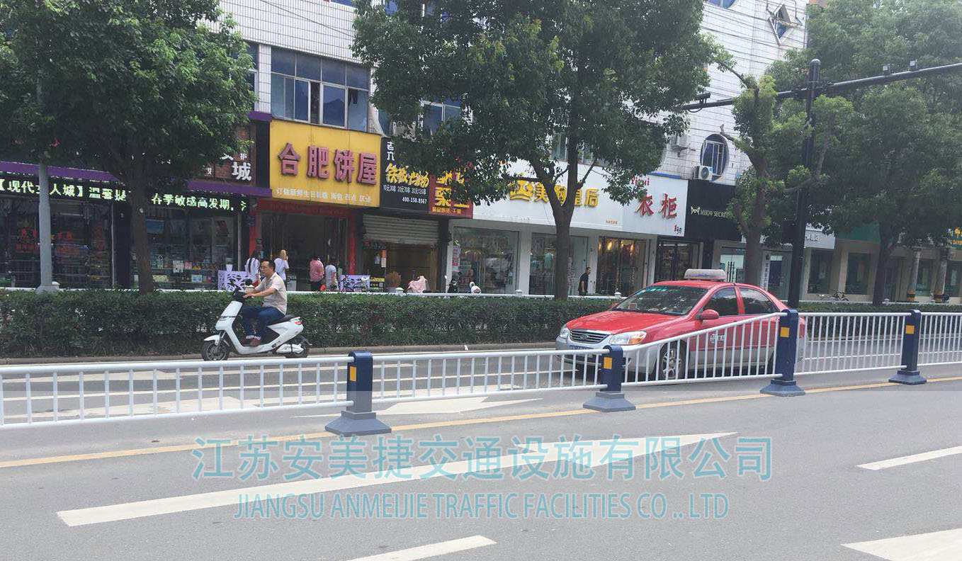我公司2019年度在潁上縣住建局順河南路、中山路、尤崗路、西大道等路段隔離護欄安裝采購項目中標！