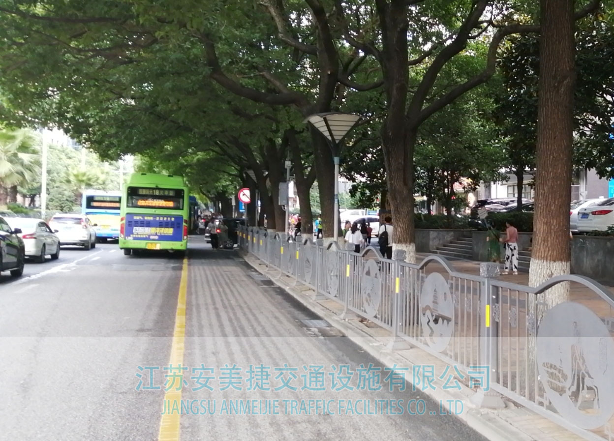 我公司2020年度在“多彩貴州”道路交通隔離護(hù)欄更換中標(biāo)！