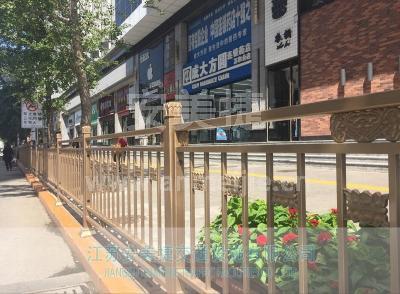鋼質邊緣隔離護欄