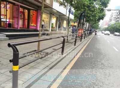 市政道路隔離護欄
