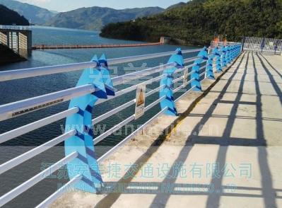 河道橋梁護欄18-1