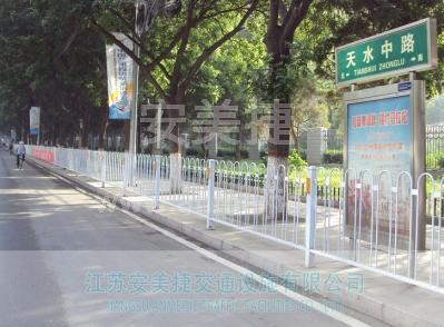 京式鋅鋼道路護欄