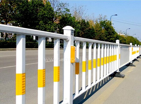 道路護欄