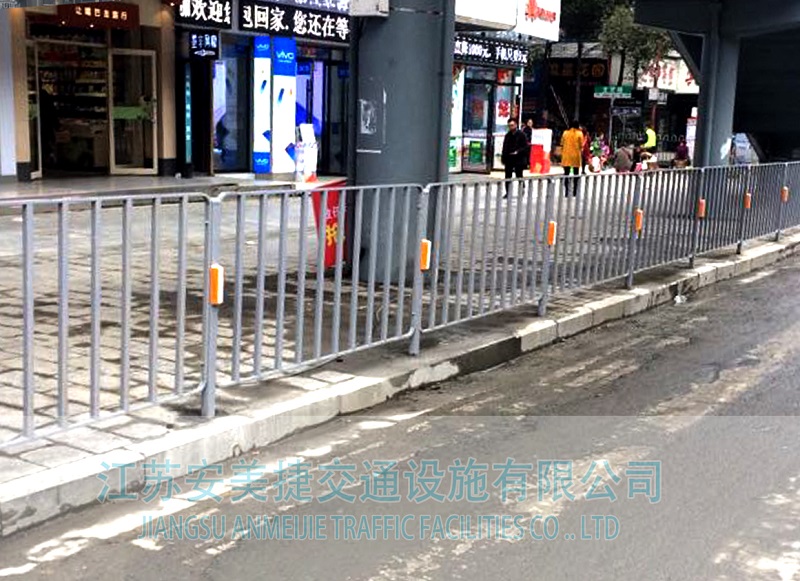 邊緣隔離護欄20-2.JPG
