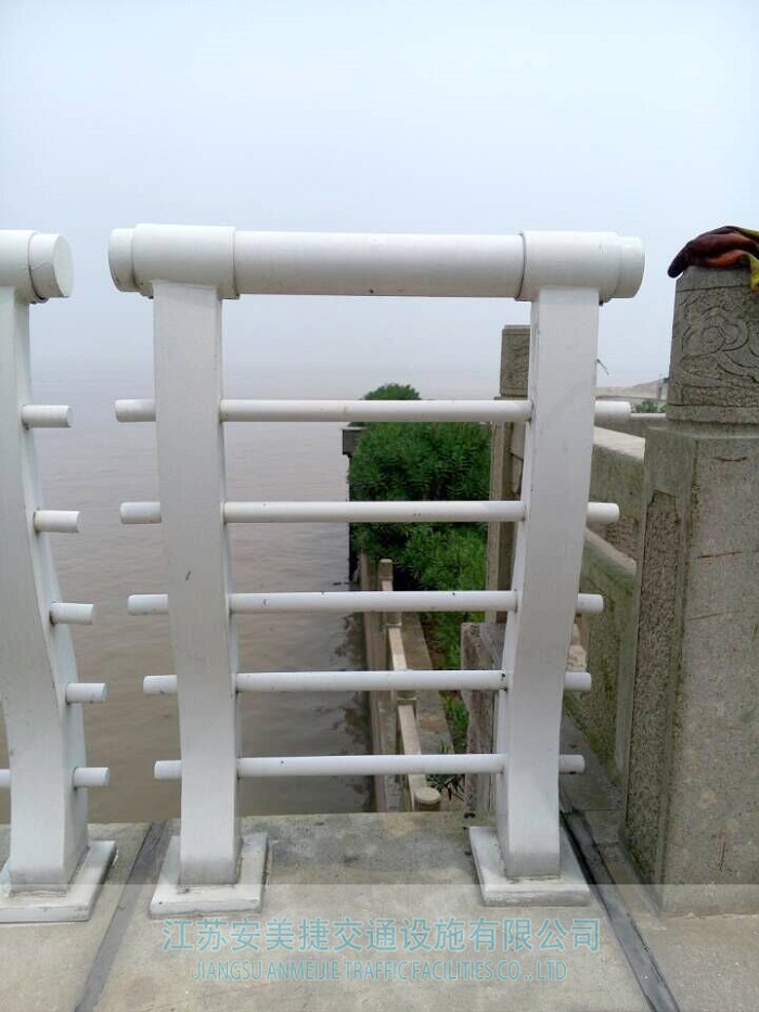 河道橋梁護(hù)欄4-2.jpg