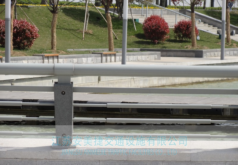 河道橋梁護(hù)欄3-2.JPG