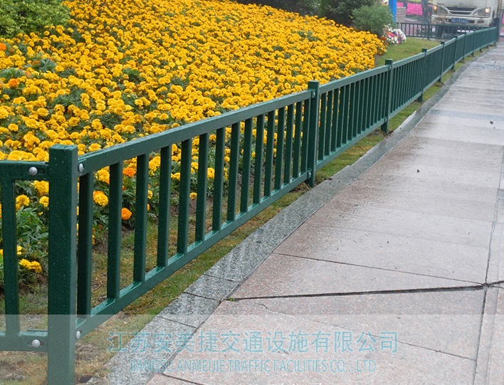 綠化帶隔離護(hù)欄10-2.jpg