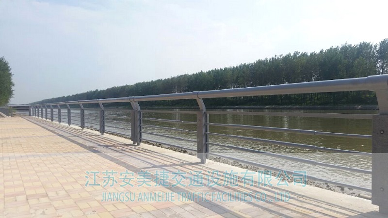 河道橋梁護欄2-4.jpg