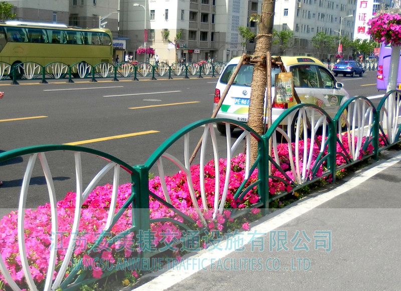 邊緣隔離護欄18-3.jpg