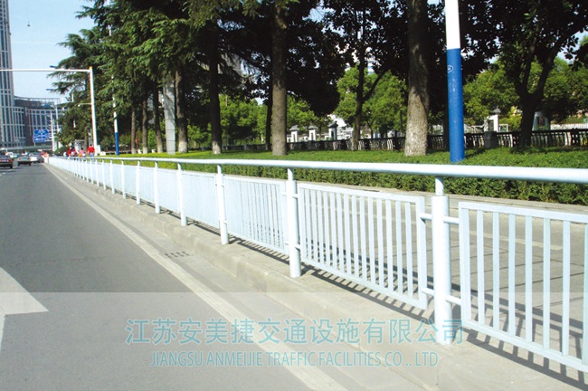 邊緣隔離護欄31-2.jpg