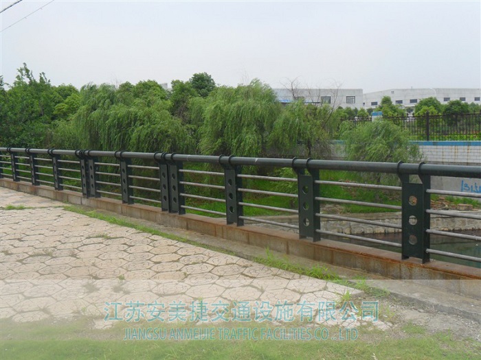 河道橋梁護欄29-2.jpg