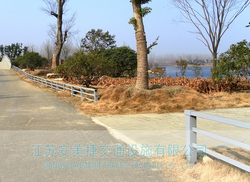 邊緣隔離護欄32-2.jpg