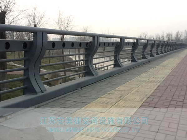 河道橋梁護欄10-2.jpg