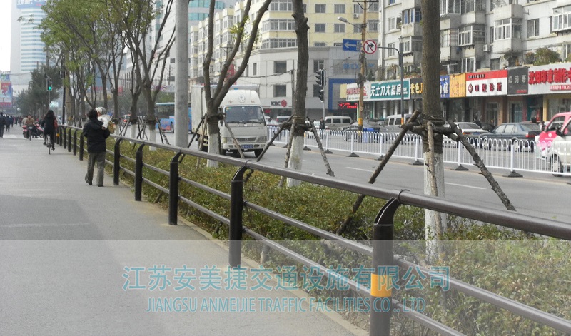 邊緣隔離護欄17-3.JPG
