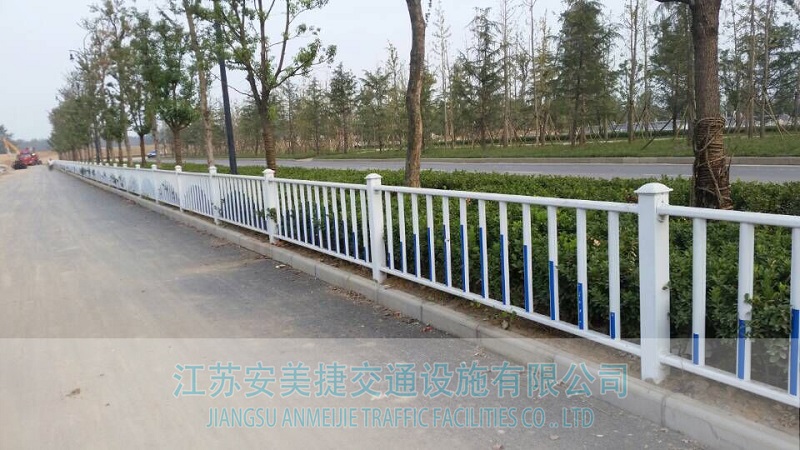 綠化帶隔離護欄6-2.jpg